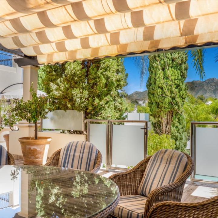 Impressive four bedroom, south east facing Villa located in the exclusive gated community of Reserva de la Quinta Picture 43