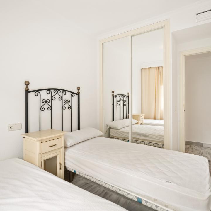 Wonderful three bedroom, ground floor apartment in the gated community of La Dama De Noche, Marbella Picture 14