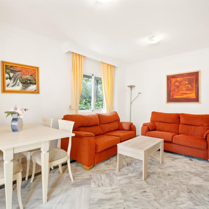 Wonderful three bedroom, ground floor apartment in the gated community of La Dama De Noche, Marbella Picture 15