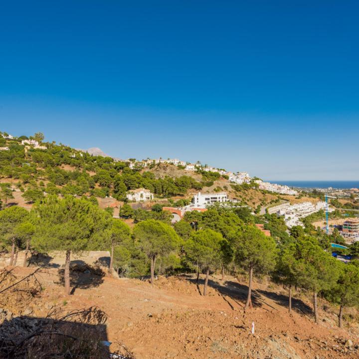 Plot for sale in the prestigious area of La Reserva de Alcuzcuz, Benahavis Picture 4