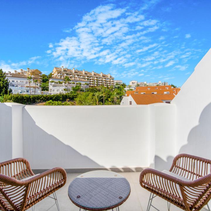 Superb four-bedroom duplex penthouse in the prime location of Nueva Andalucia, Marbella Picture 14