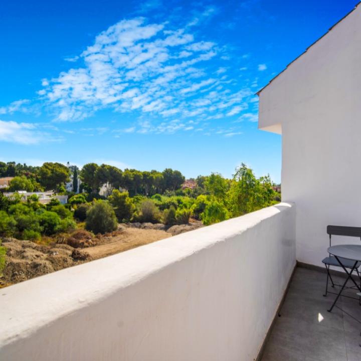 Superb four-bedroom duplex penthouse in the prime location of Nueva Andalucia, Marbella Picture 7
