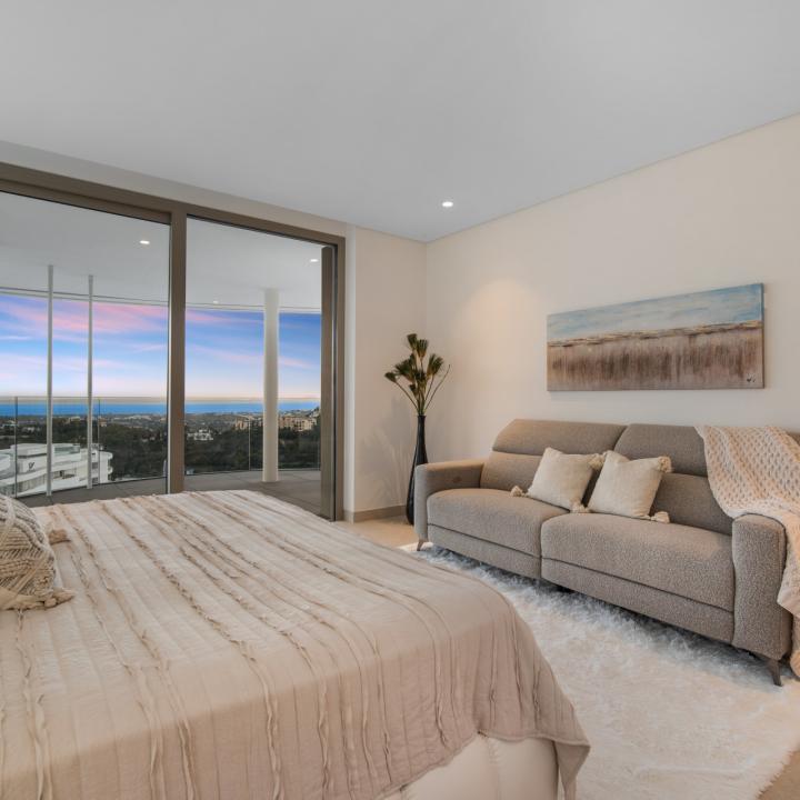 Luxury three bedroom apartment located in the brand new exclusive community The View, Benahavis Picture 29