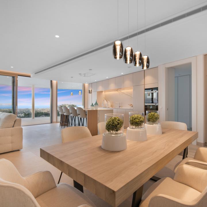 Luxury three bedroom apartment located in the brand new exclusive community The View, Benahavis Picture 3