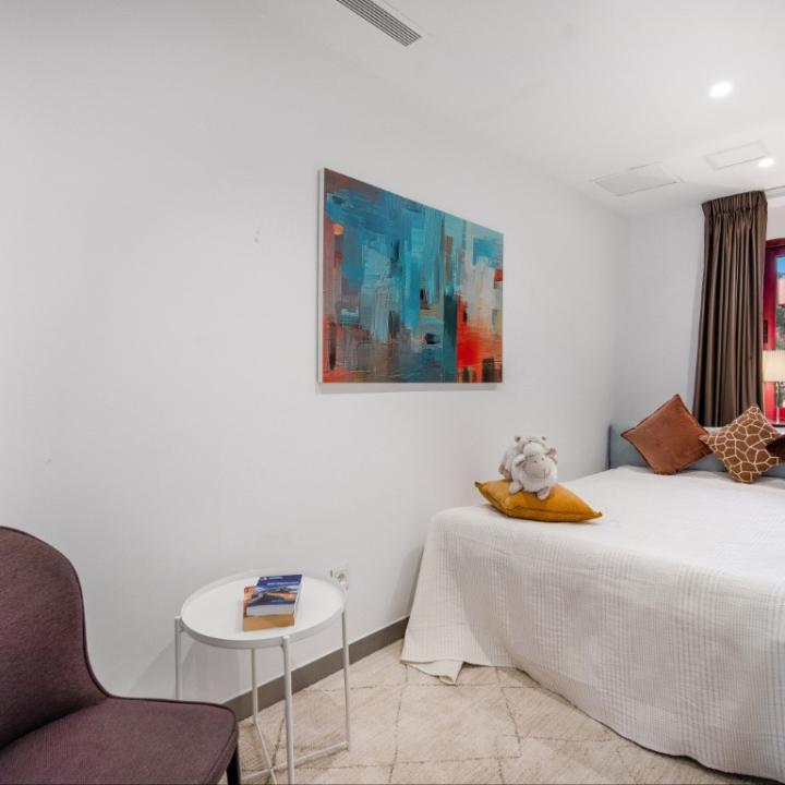 Exceptional two bedroom south facing apartment in Menara Beach with magnificent sea views Picture 12