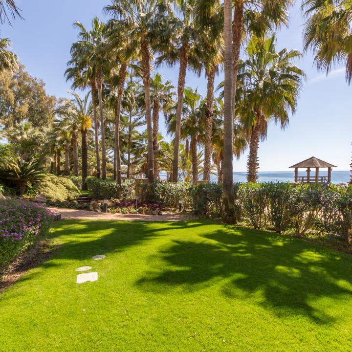 Excellent three bedroom, first floor apartment on Marbella’s Golden Mile Picture 4