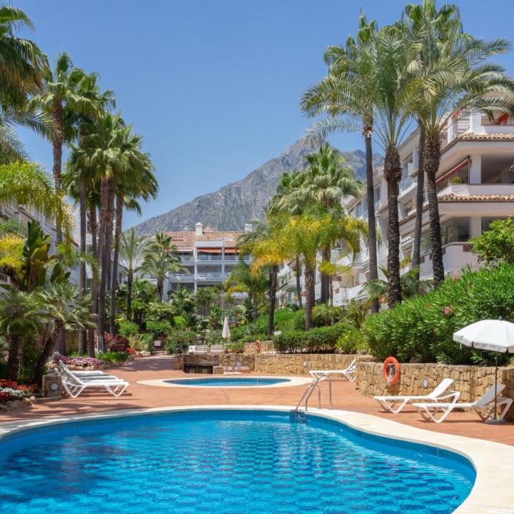 Excellent three bedroom, first floor apartment on Marbella’s Golden Mile Picture 7