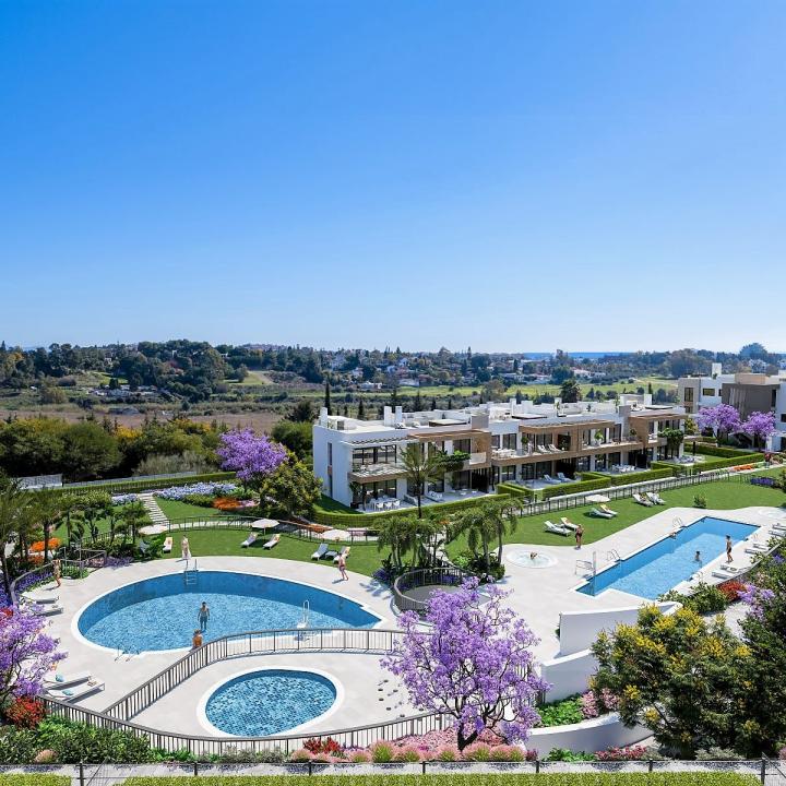Duplex penthouse in a privileged location of Atalaya, Estepona Picture