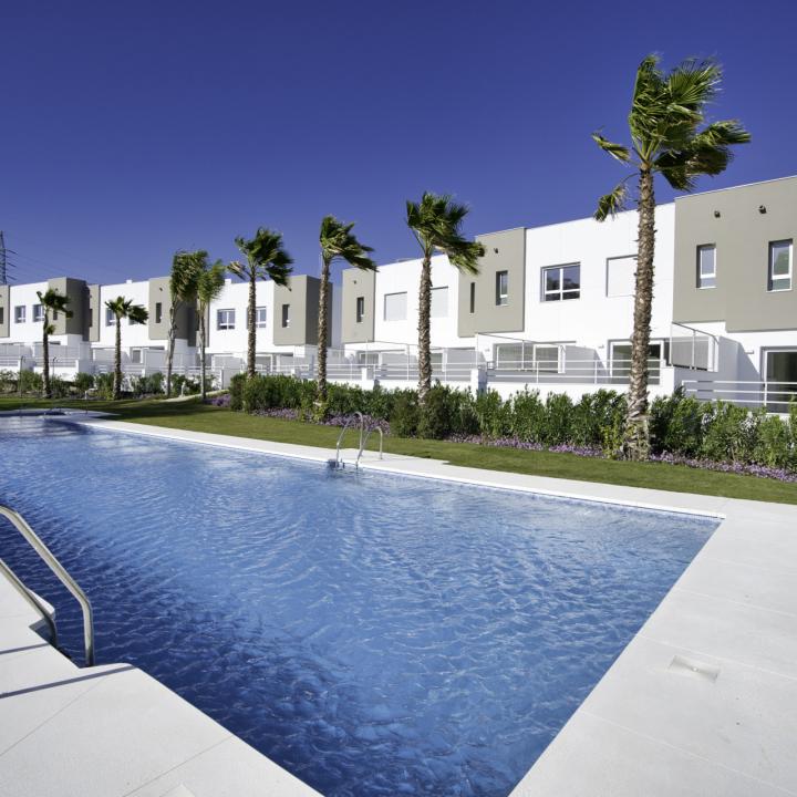 Green Golf, modern townhouses, golf frontline in Estepona Picture