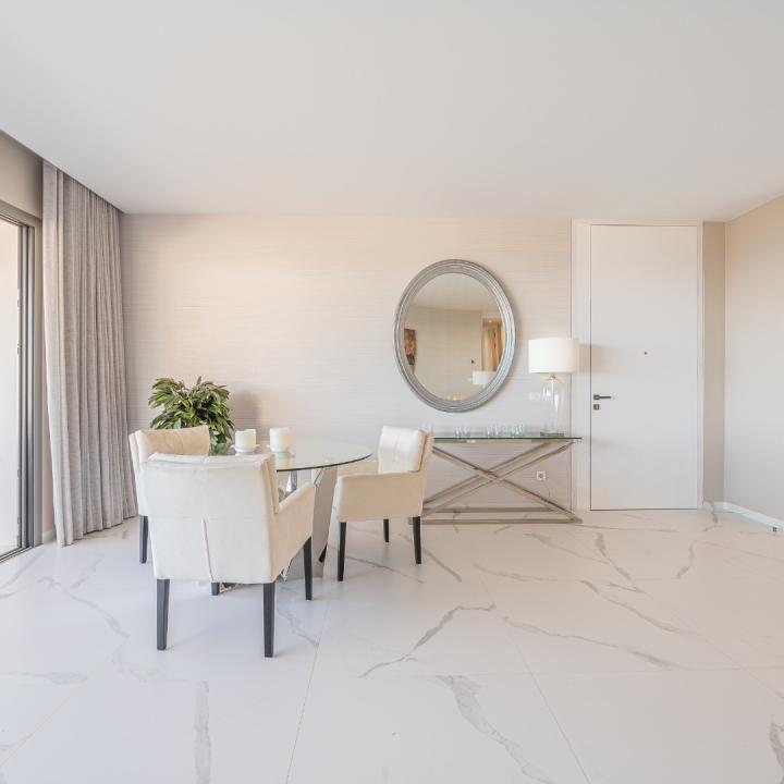 STUNNING CORNER MIDDLE FLOOR APARTMENT WITH PANORAMIC GOLF & SEA VIEWS Picture 24