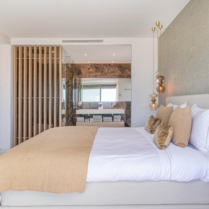 Stunning apartment in BYU Benahavis with a great terrace and amzing panoramic views to the sea Picture 19