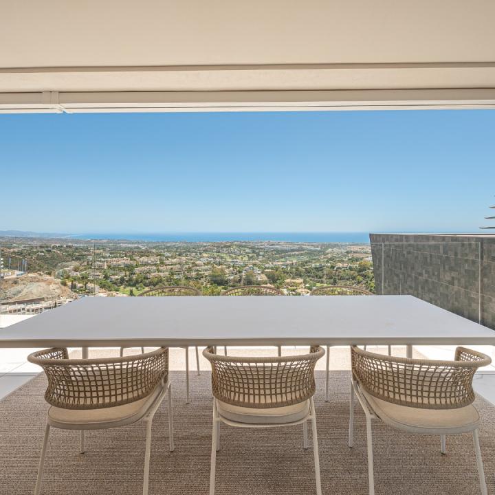 Stunning apartment in BYU Benahavis with a great terrace and amzing panoramic views to the sea Picture 29