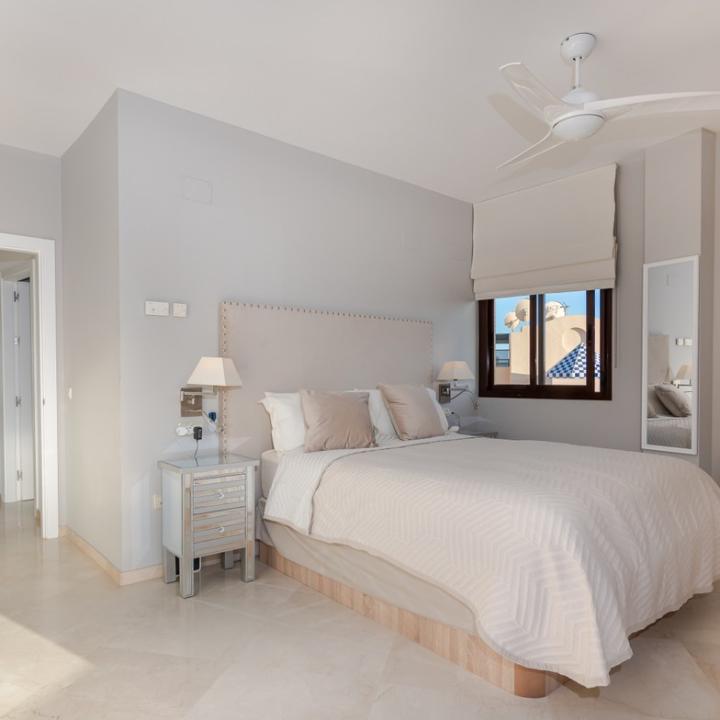 Beautiful penthouse with panoramic views, located 100 meters from the sandy beaches of Costalita! Picture 11