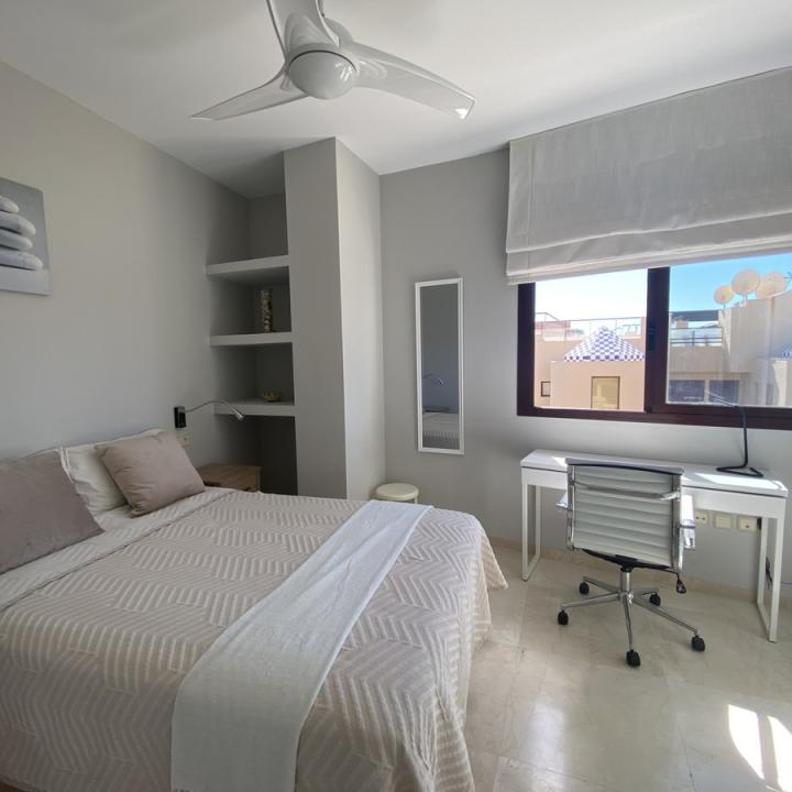Beautiful penthouse with panoramic views, located 100 meters from the sandy beaches of Costalita! Picture 16
