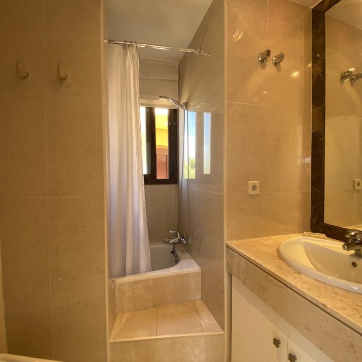 Beautiful penthouse with panoramic views, located 100 meters from the sandy beaches of Costalita! Picture 19