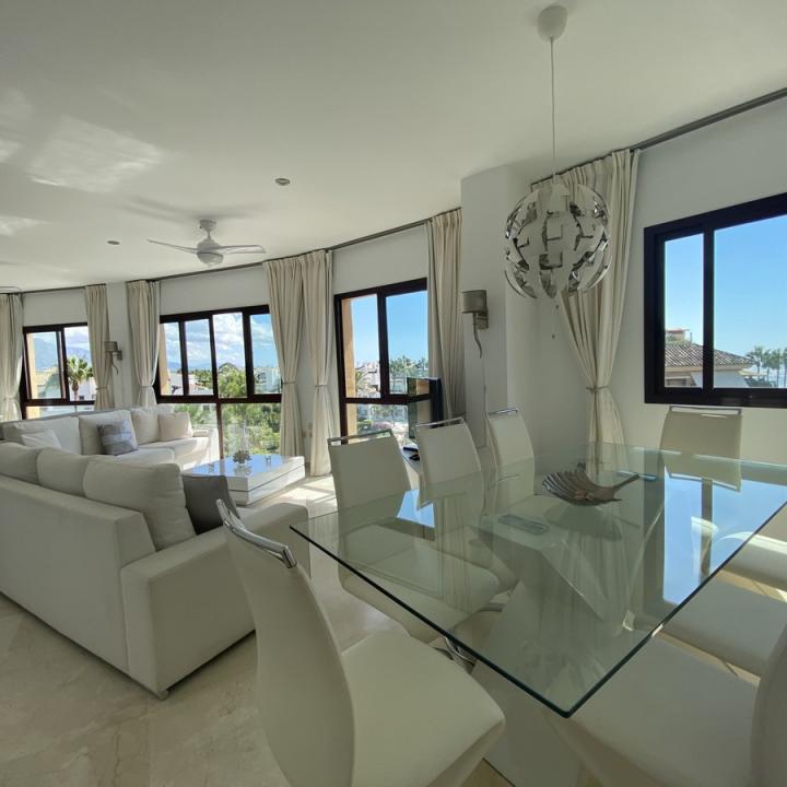 Beautiful penthouse with panoramic views, located 100 meters from the sandy beaches of Costalita! Picture 9