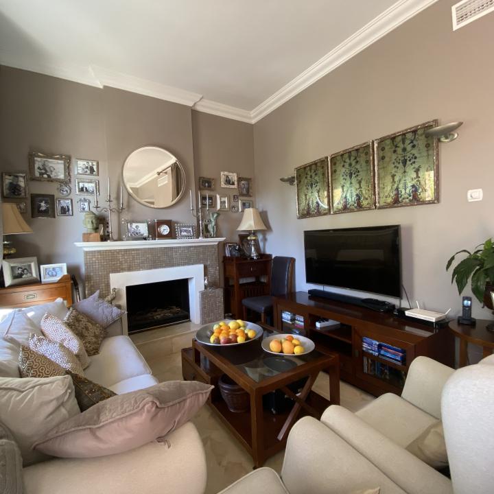 Chic and charming house located in Sierra Blanca Country Club Picture 2