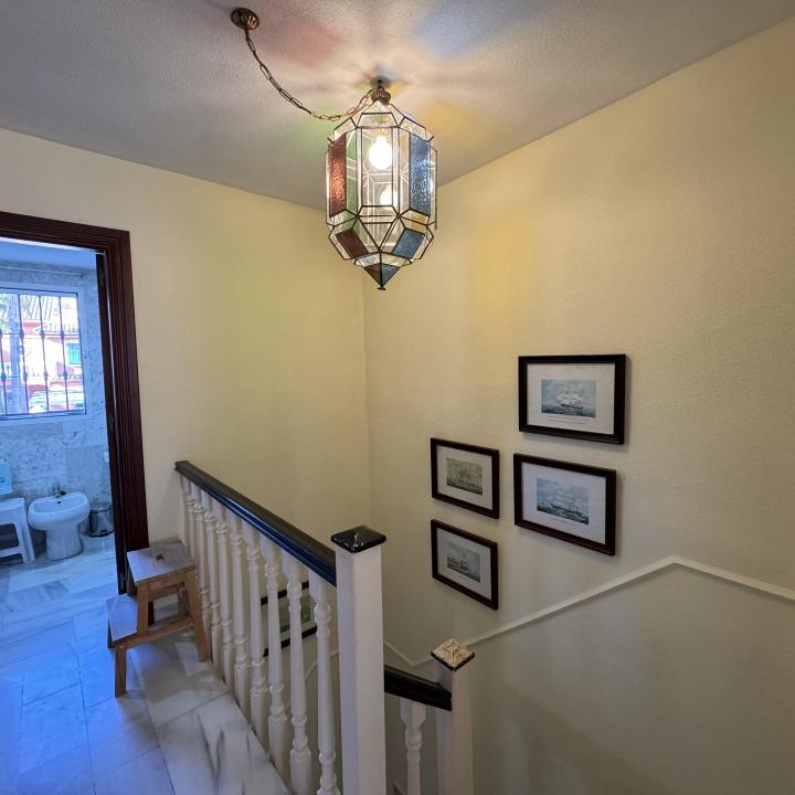 Lovely townhouse nestled in the established residential area of Monte Biarritz, on the border between Marbella and Estepona. Picture 14
