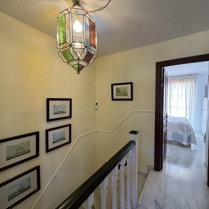 Lovely townhouse nestled in the established residential area of Monte Biarritz, on the border between Marbella and Estepona. Picture 18