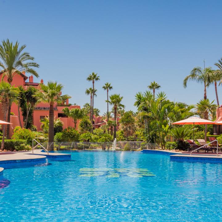 Fabulous penthouse in the beachfront luxury complex of Torre Bermeja on the New Golden Mile of Estepona! Picture