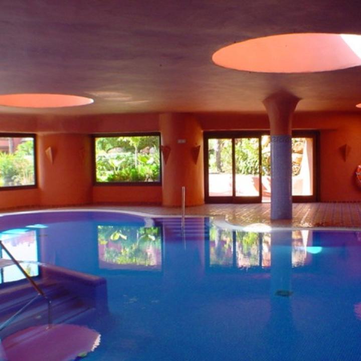 Fabulous penthouse in the beachfront luxury complex of Torre Bermeja on the New Golden Mile of Estepona! Picture 34