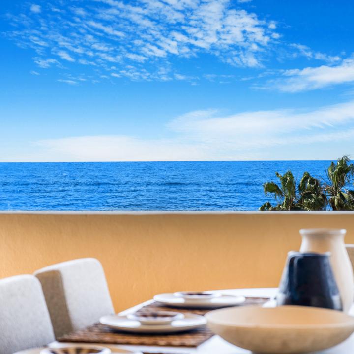 Exceptional four bedroom, duplex penthouse in Rio Real Playa with panoramic sea views Picture 28