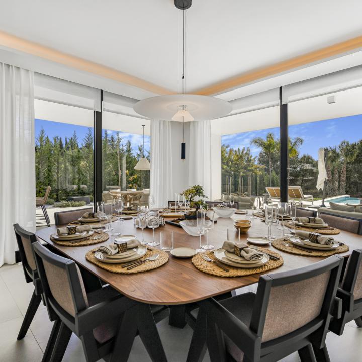 Exclusive six bedroom, south facing villa in the prestigious gated community, Villas Del Marquez on Marbella’s Golden Mile Picture 11